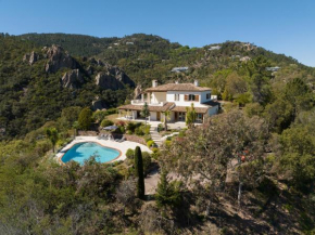VILLA L'ESTEREL AVEC PISCINE VUE MER 6 Pers
